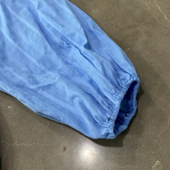 Plus size blouse - Picture 3 of 4